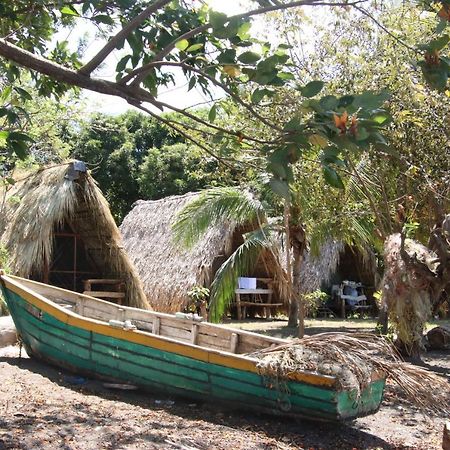 La Sirenita - Ometepe Hotel Altagracia Luaran gambar