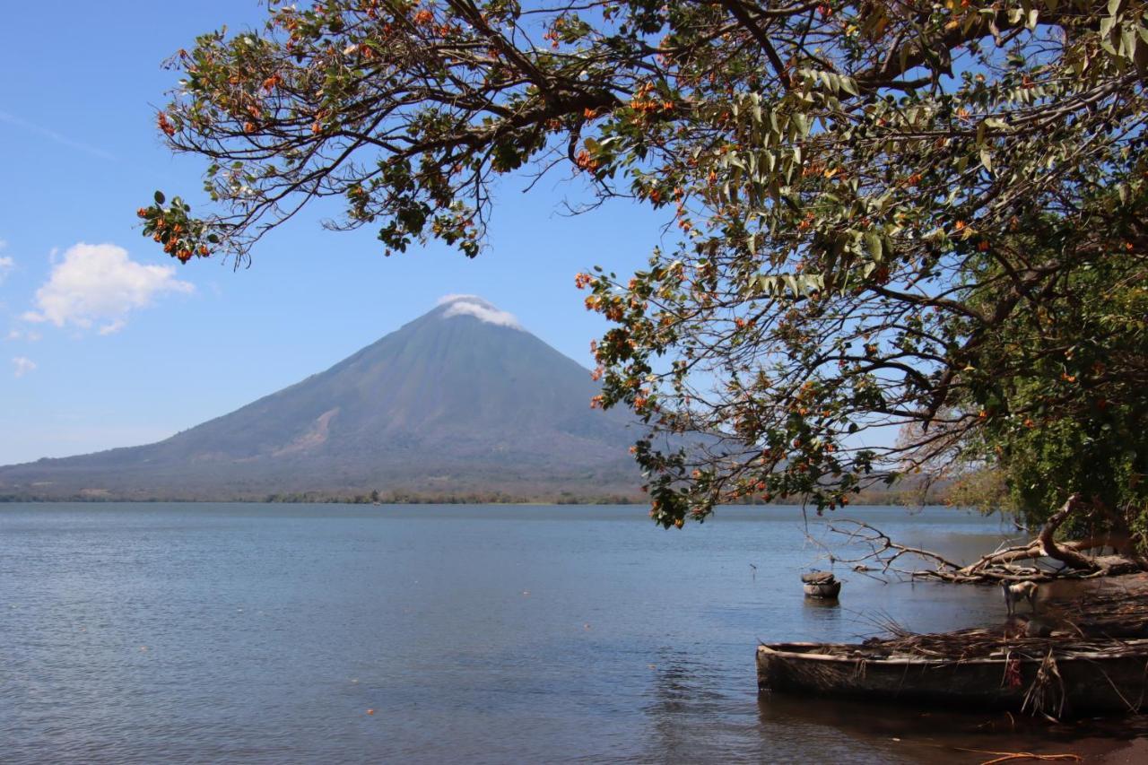 La Sirenita - Ometepe Hotel Altagracia Luaran gambar