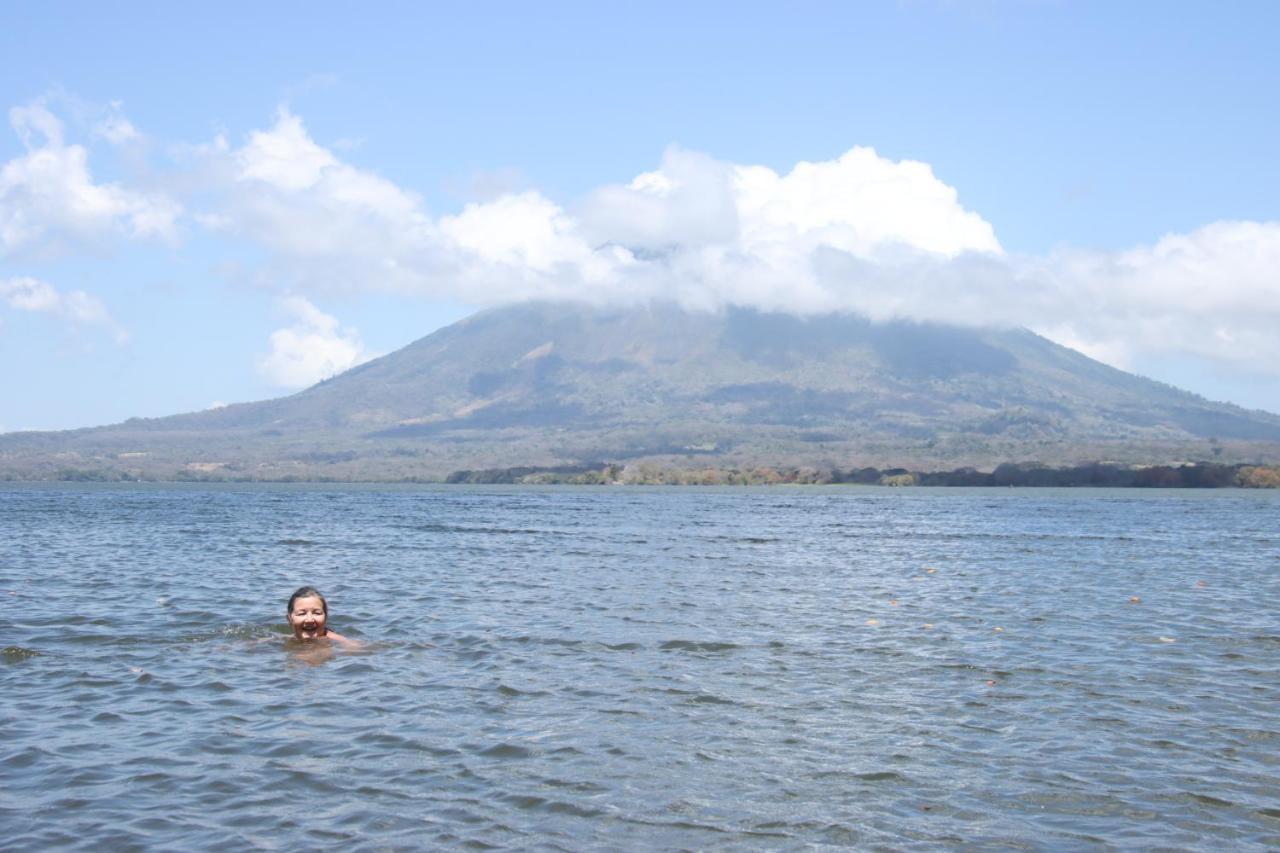 La Sirenita - Ometepe Hotel Altagracia Luaran gambar