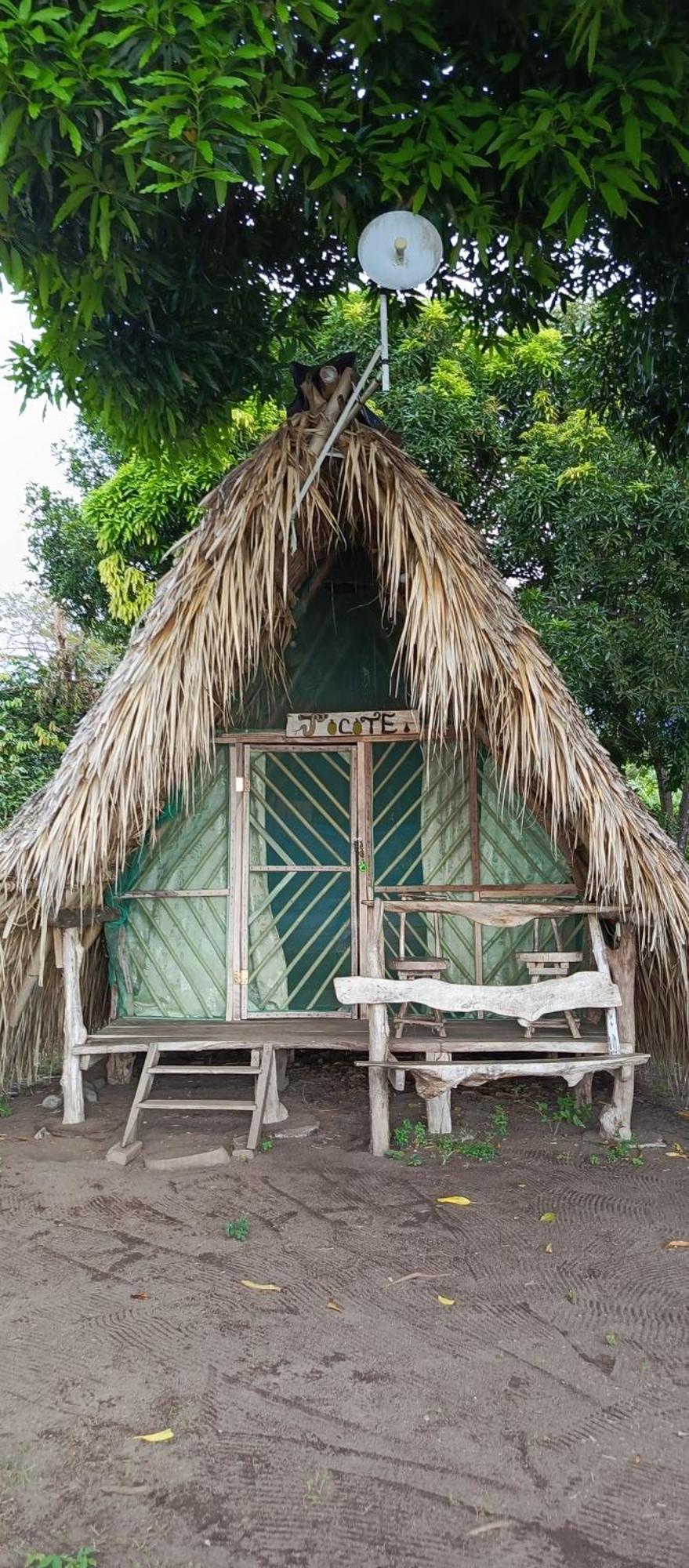 La Sirenita - Ometepe Hotel Altagracia Luaran gambar